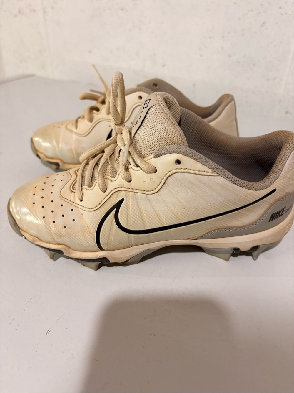 Youth Nike Cleats Size 4.5